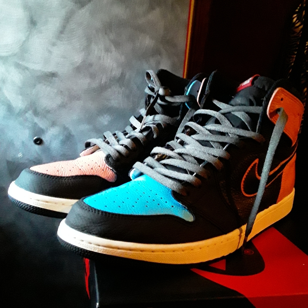 +sneakers//[custom] Nike Air Jordan 1 OG High